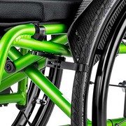 MEYRA SMART F Aktiv-Adaptiv-Rollstuhl – Detailansicht Light-Bremse