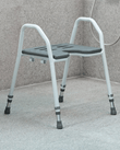 Mobilex Duschhocker, Alu weiss mit grauem PU Sitz, SB 42 cm