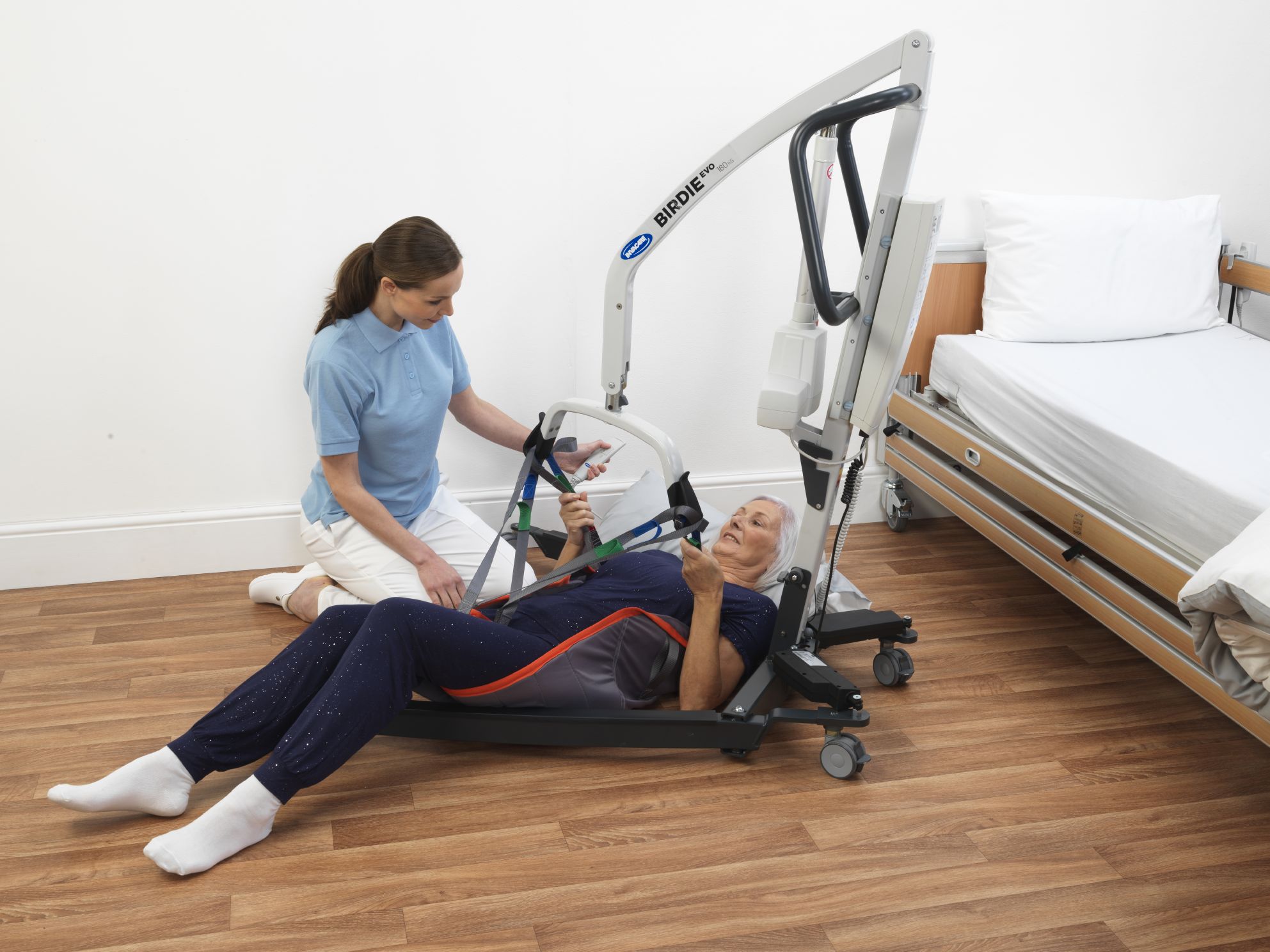 Invacare Birdie EVO Patientenlifter – Ansicht 3