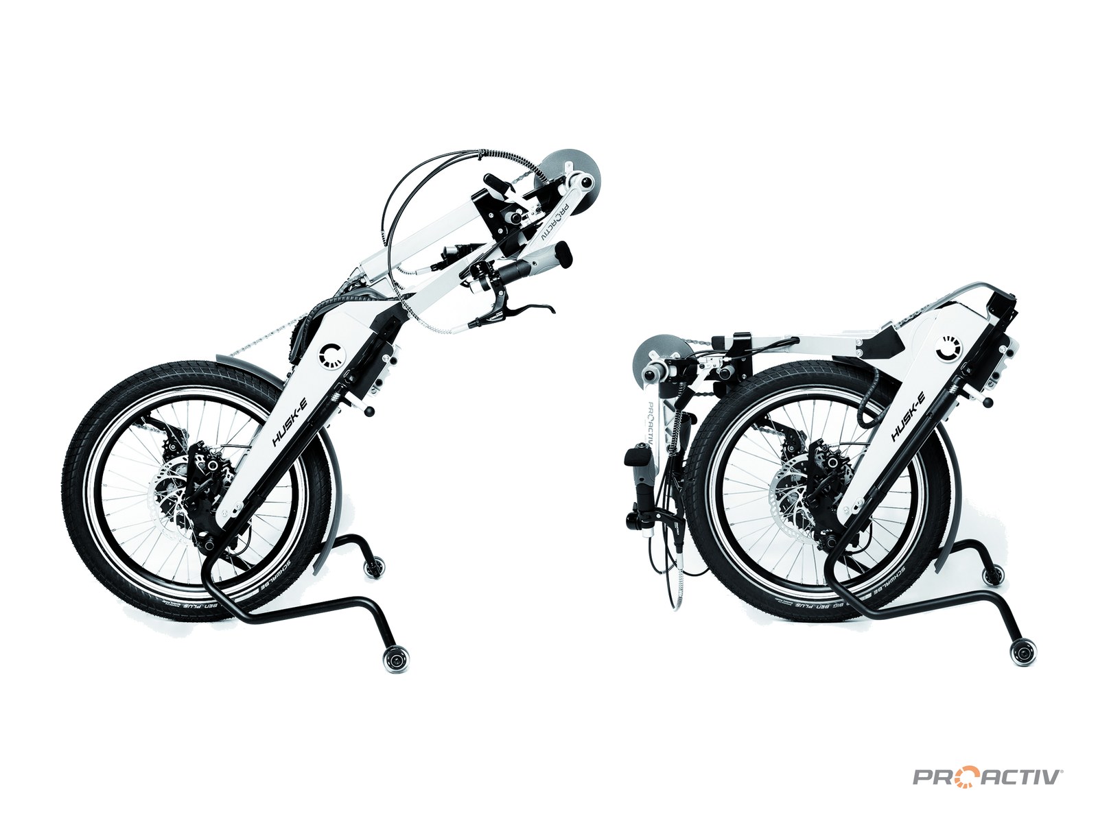 PRO ACTIV HUSK-E mechanisch Adaptiv-Handbike, zusammengeklappt, zwei Ansichten