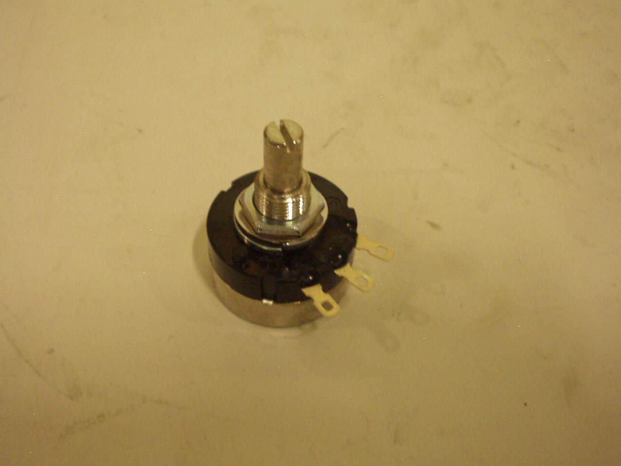 POTENTIOMETER-GESCHWINDIGKEIT (Kurze Potentiometerachse)