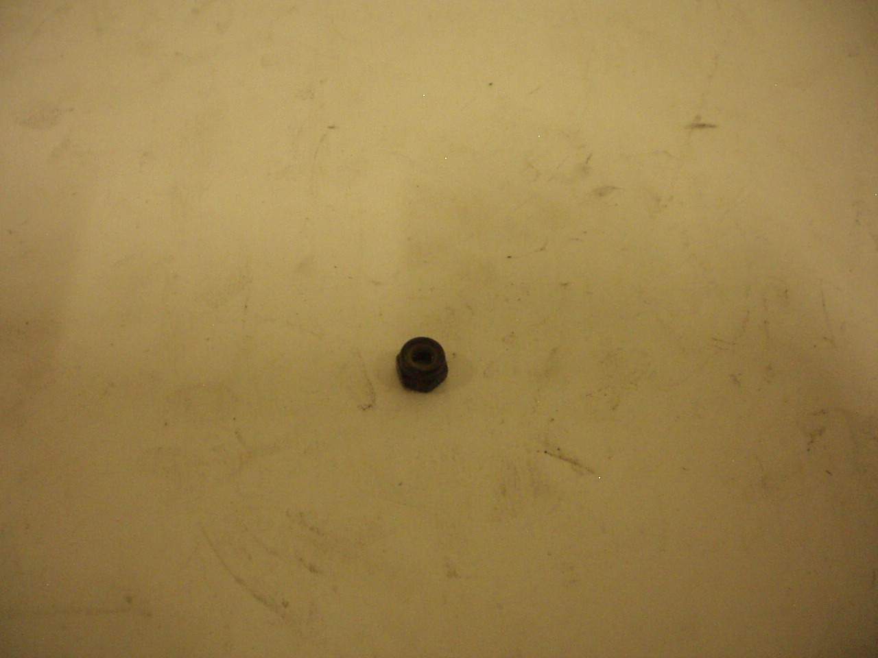 Sechskantmutter M 4 (für Sicherungshalter)