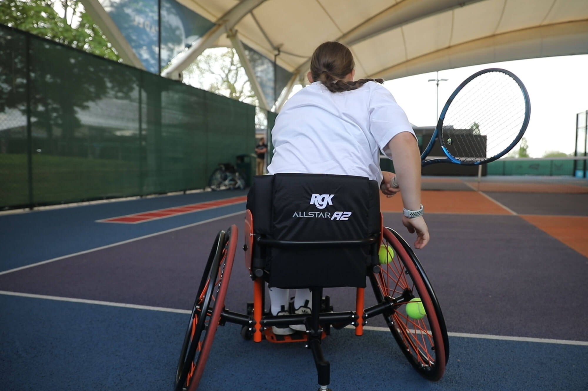 RGK Allstar A2 auf dem Tennisplatz