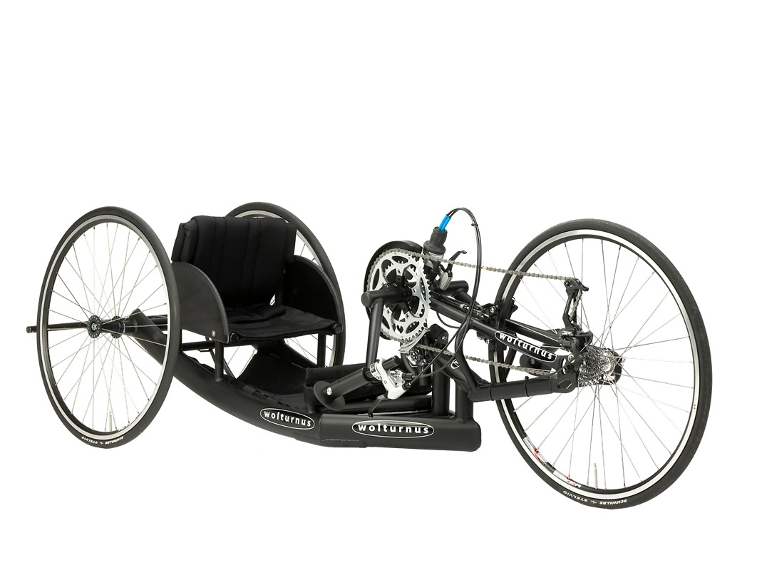 Wolturnus Racebike K Renn-Handbike für die kniende Position, Seitenansicht