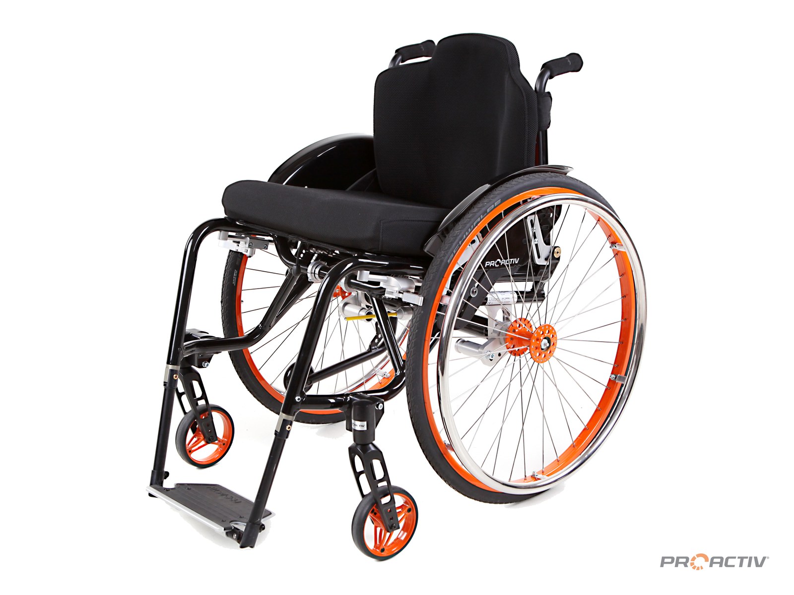 PRO ACTIV SPEEDY 4all Ergo Aktivrollstuhl, Dreiviertelansicht von vorne