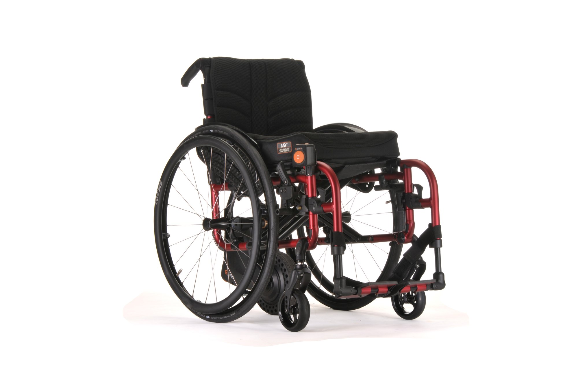 Empulse R90 an einem manuellen Rollstuhl QUICKIE QS5 X